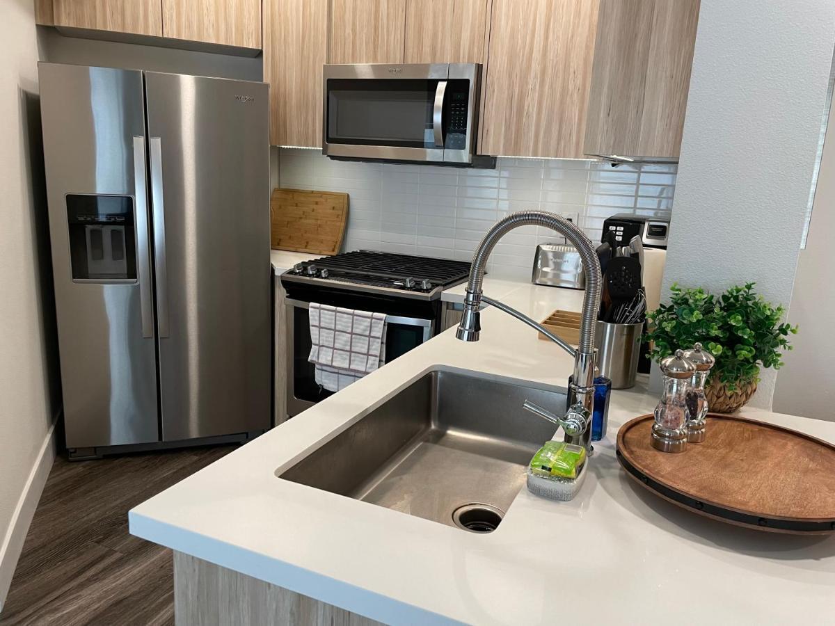 Lovely 2/2 Apartment In Heart Of Santa Monica With Free Parking Los Angeles Eksteriør billede